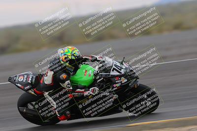 media/Jan-14-2023-SoCal Trackdays (Sat) [[497694156f]]/Turn 11 Inside (950am)/